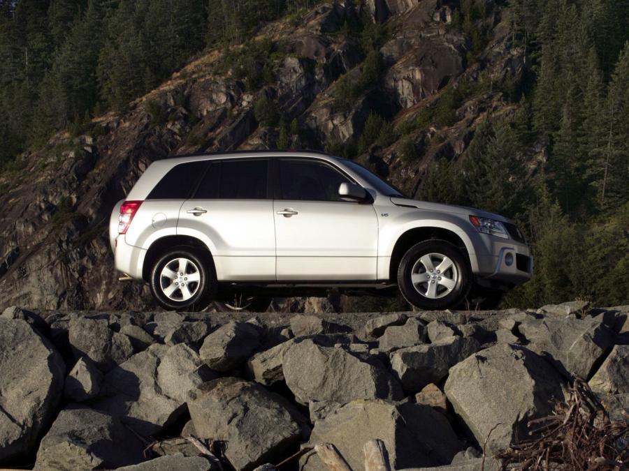  Suzuki Grand Vitara 5-Door 2005 года  (US) (фото 30 из 30)